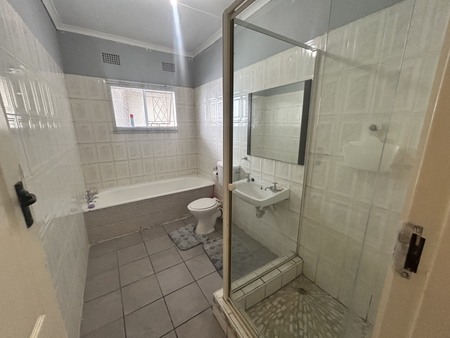 3 Bedroom Property for Sale in Amalinda Eastern Cape